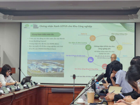 Lotus v4 presentation